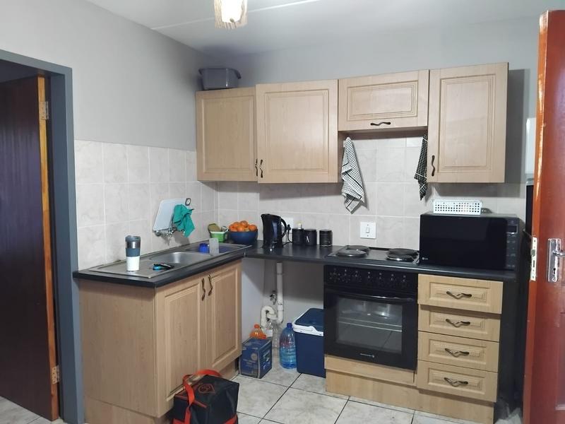 To Let 1 Bedroom Property for Rent in Dassie Rand North West
